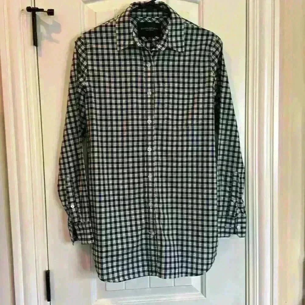 Banana Republic Soft Wash Button Down Shirt